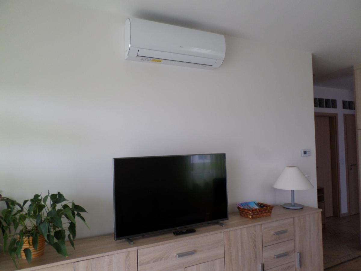 Lakoparki Apartman Veszprém Eksteriør bilde