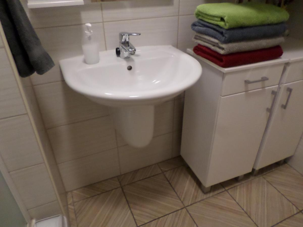 Lakoparki Apartman Veszprém Eksteriør bilde
