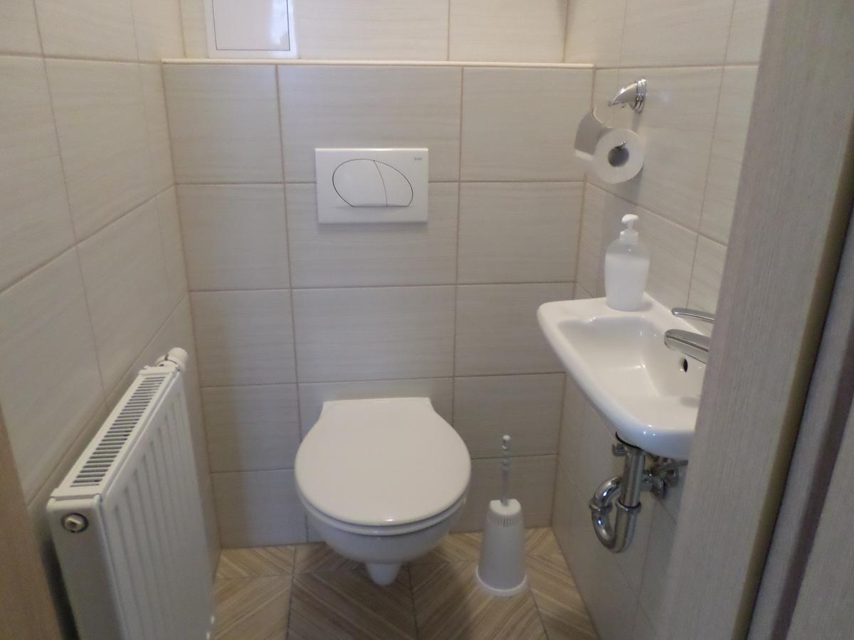 Lakoparki Apartman Veszprém Eksteriør bilde